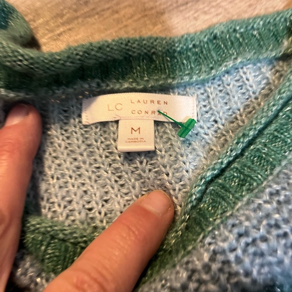 Green and Gray/Blue Gradient Sweater- size M - Picture 7 of 7